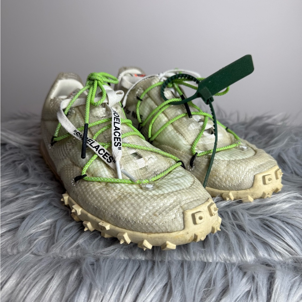 Nike Off-White Women’s  Cream and Green Trainers size 8.5